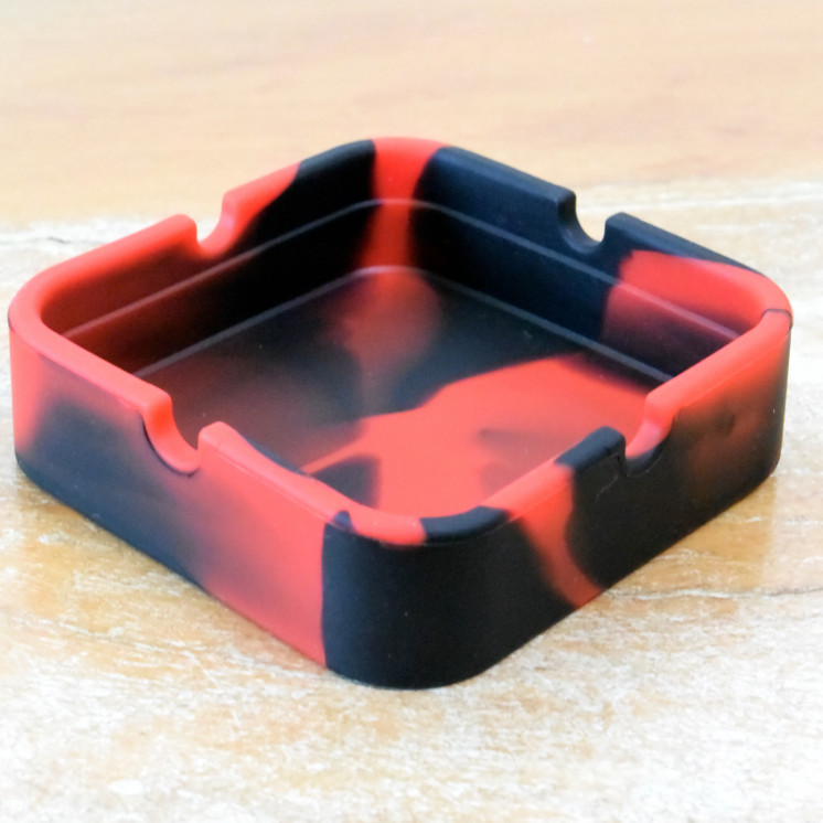 Cendrier en silicone rouge & noir – résistant à la chaleur, incassable