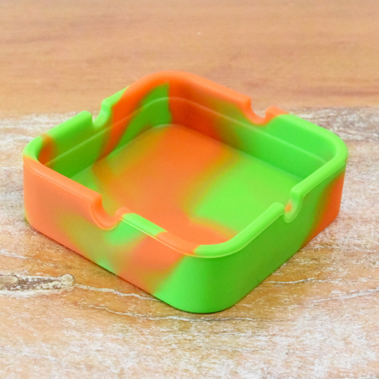Cendrier en silicone orange & vert – résistant à la chaleur, incassable.