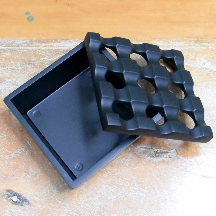 Cendrier anti-vent RAW REGAL