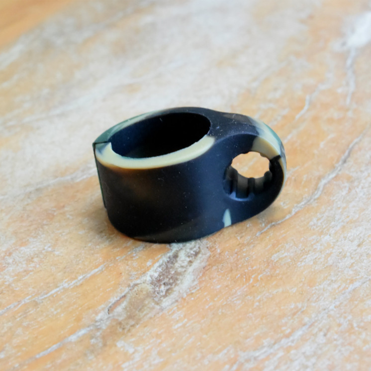 Bague  silicone porte cigarette