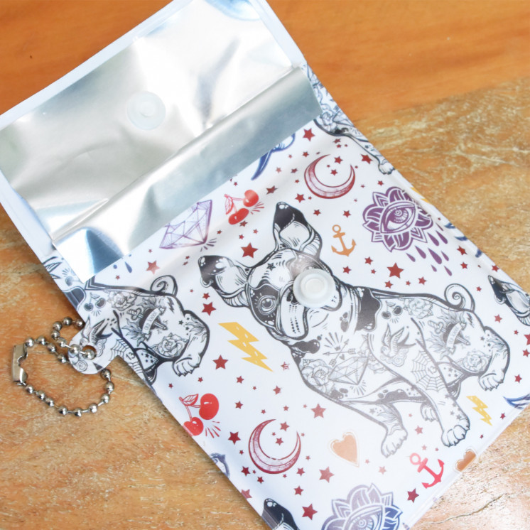 Cendrier de poche bulldog –  8 × 8 cm