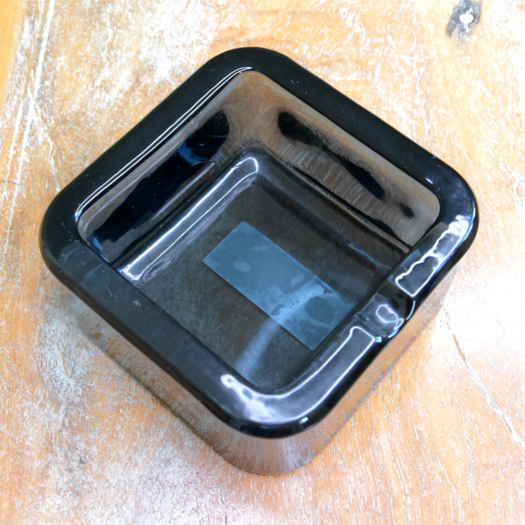 Cendrier carré en verre – 7,5 x 7,5 cm