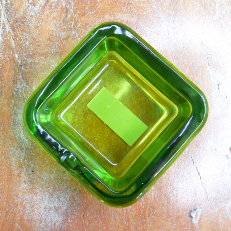 Cendrier carré en verre – 7,5 x 7,5 cm